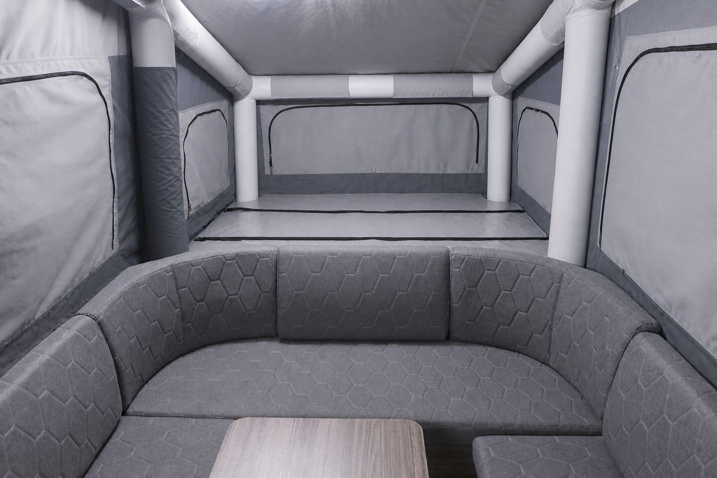 Vehicle, tent body, storage, chassis, interior and towing details 16