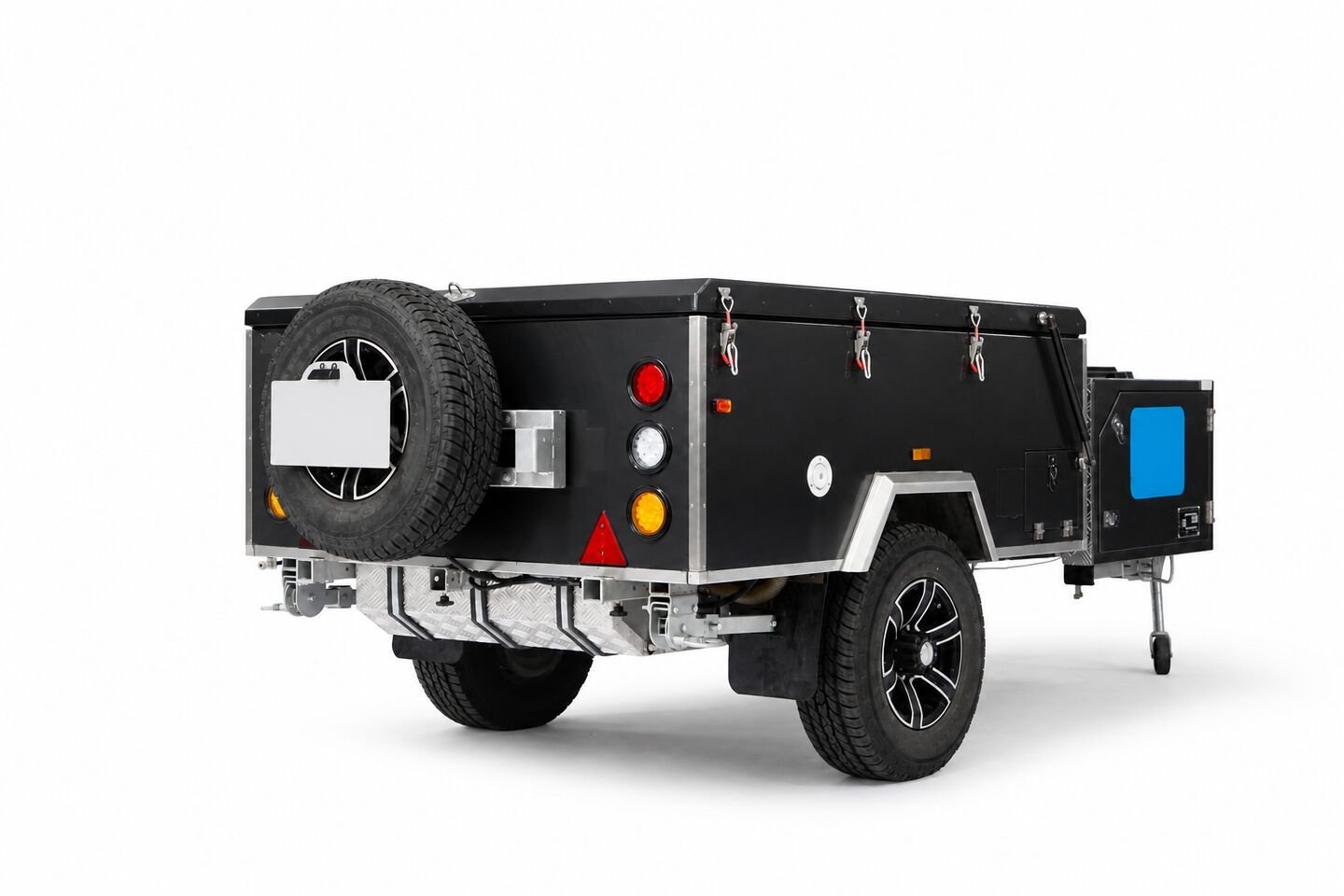Vehicle, tent body, storage, chassis and towing details 26