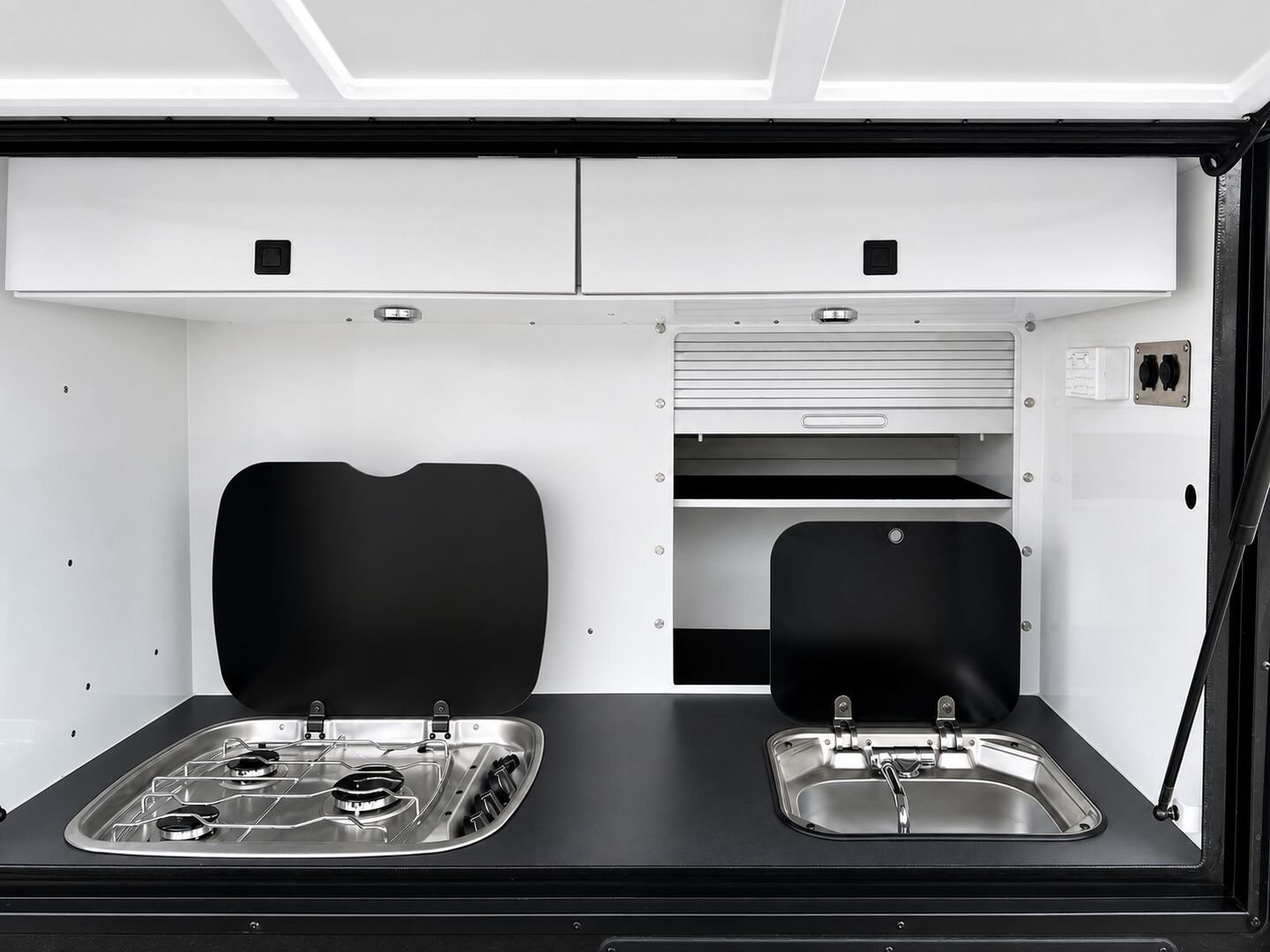 Vehicle, kitchen, storage, chassis and interior details 27