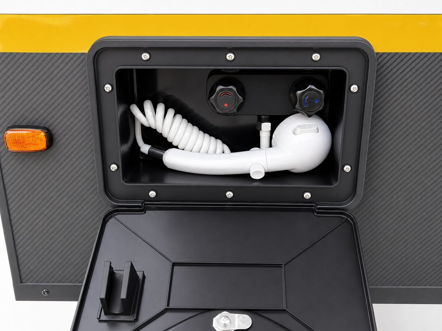 Vehicle, front box, kitchen, water, chassis and interior details 20