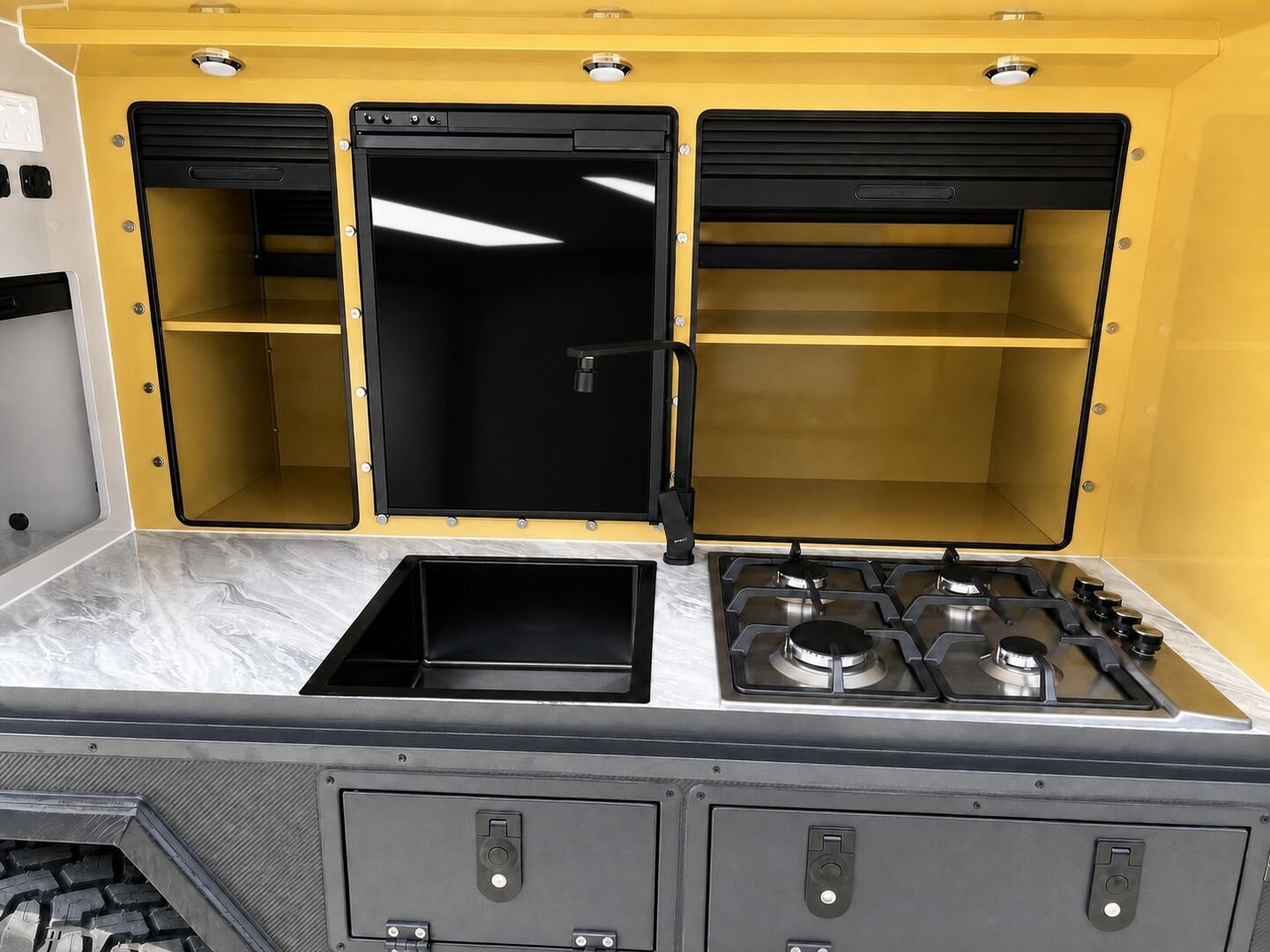 Vehicle, front box, kitchen, water, chassis and interior details 29