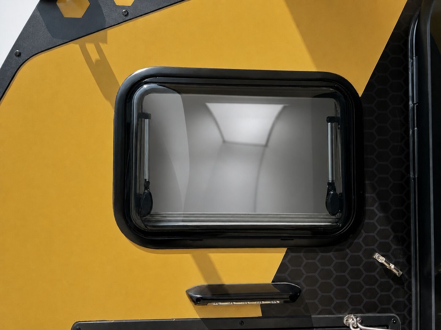 Vehicle, front box, kitchen, water, chassis and interior details 71