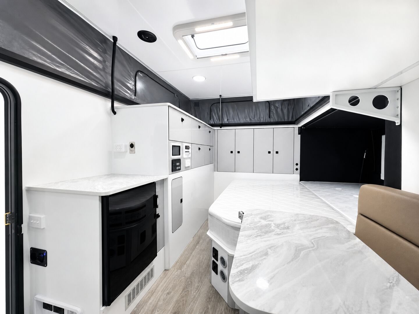 Vehicle, expansion, bathroom, interior and control-system details 8