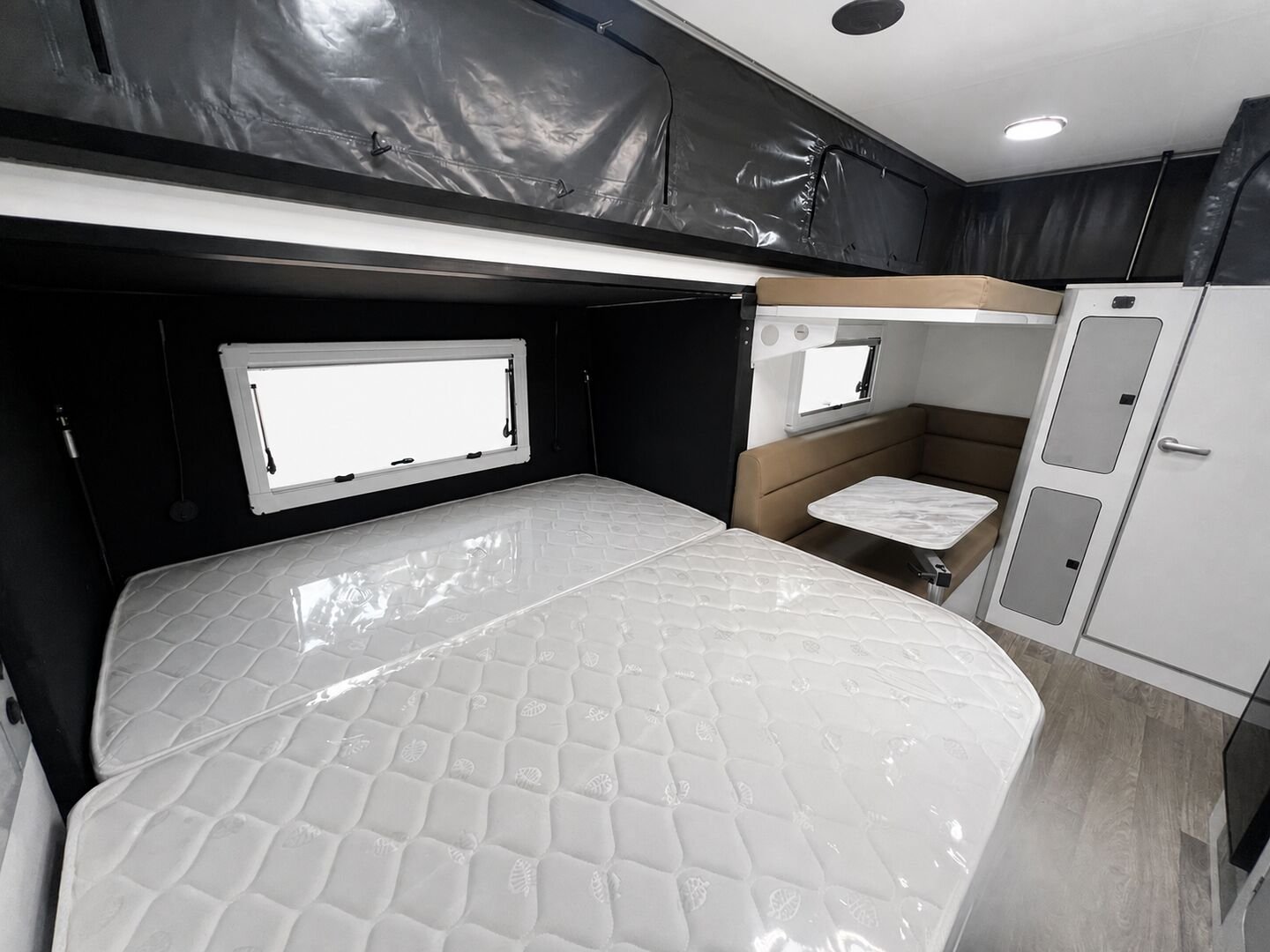 Vehicle, expansion, bathroom, interior and control-system details 18