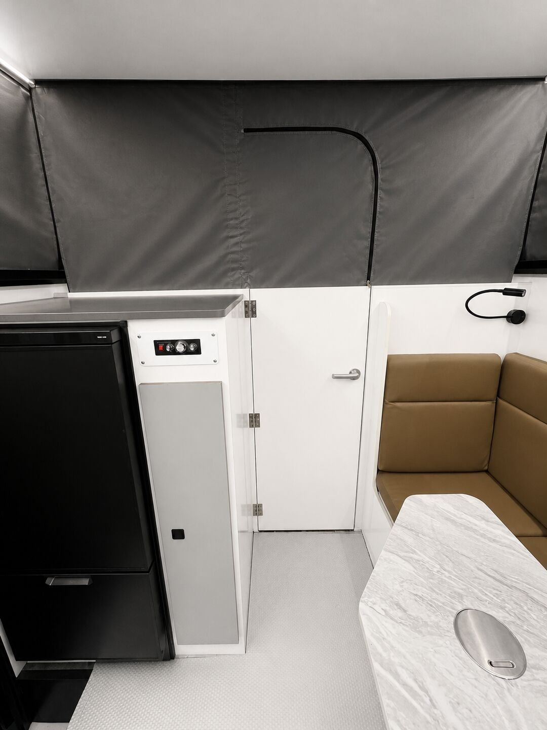 Vehicle, exterior kitchen, spare tyres, interior and control-system details 17